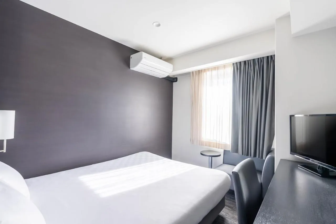 Ibis Styles Osaka Namba Otel