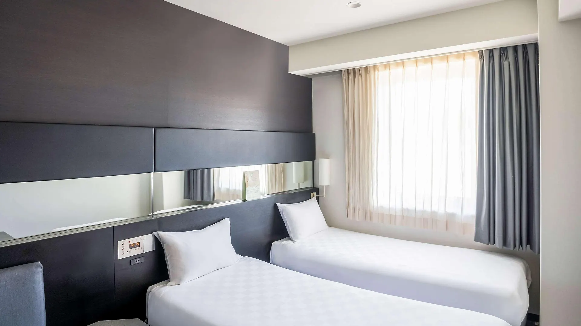 Ibis Styles Osaka Namba Hotel 3*,
